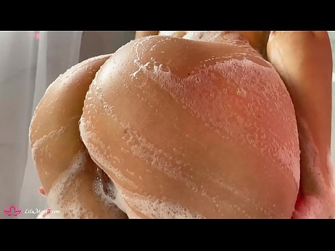 ❤️ سبزه با ارتعاش گربه خودارضایی می کند تا ارگاسم شدید در دوش گرفتن ❤❌ پورنو fb در ما ❌❤
